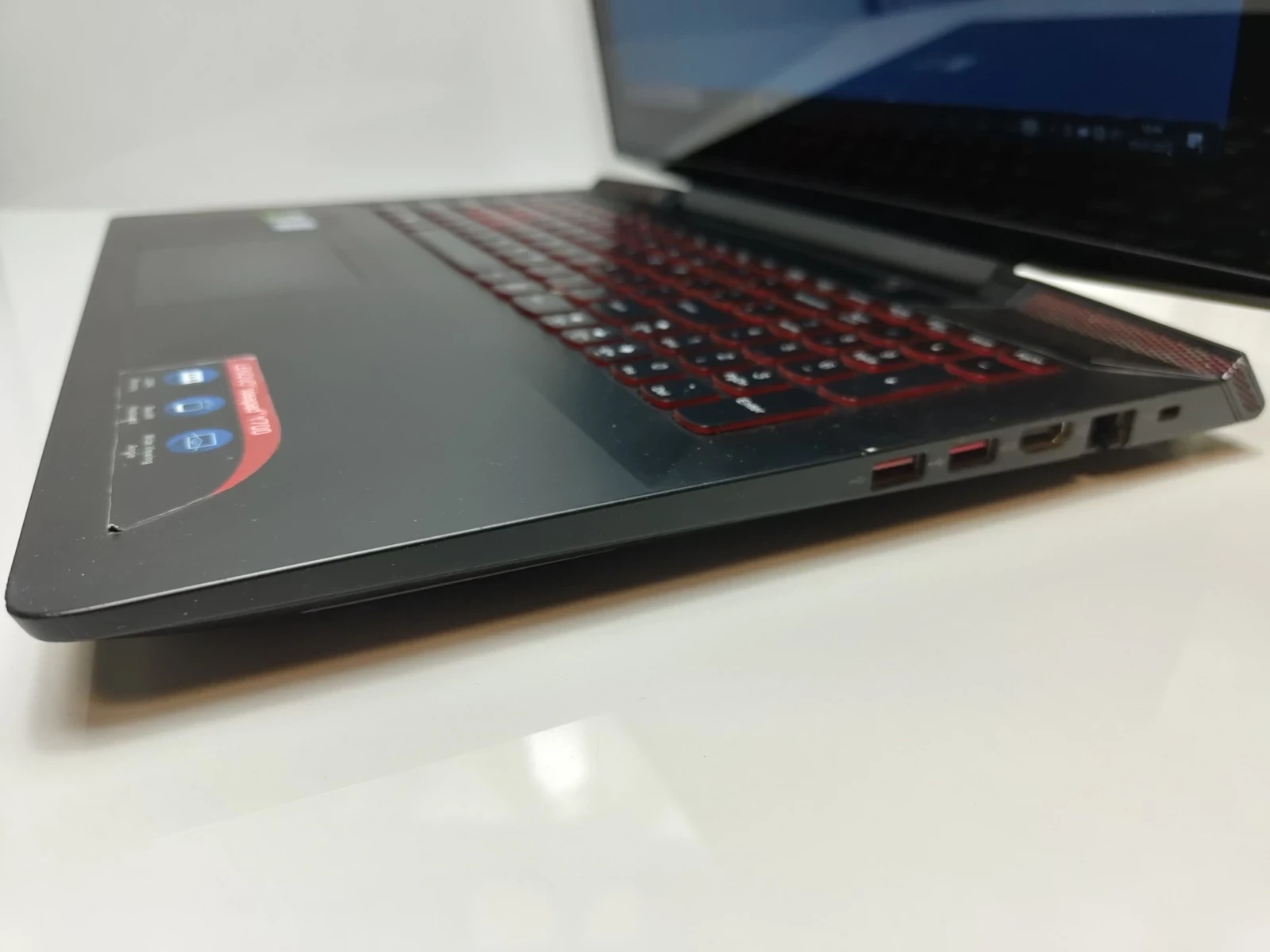 lenovo-ideapad-y700-15isk-i5-6300hq-12128ssd1tb-seria-procesora-intel-core-i5