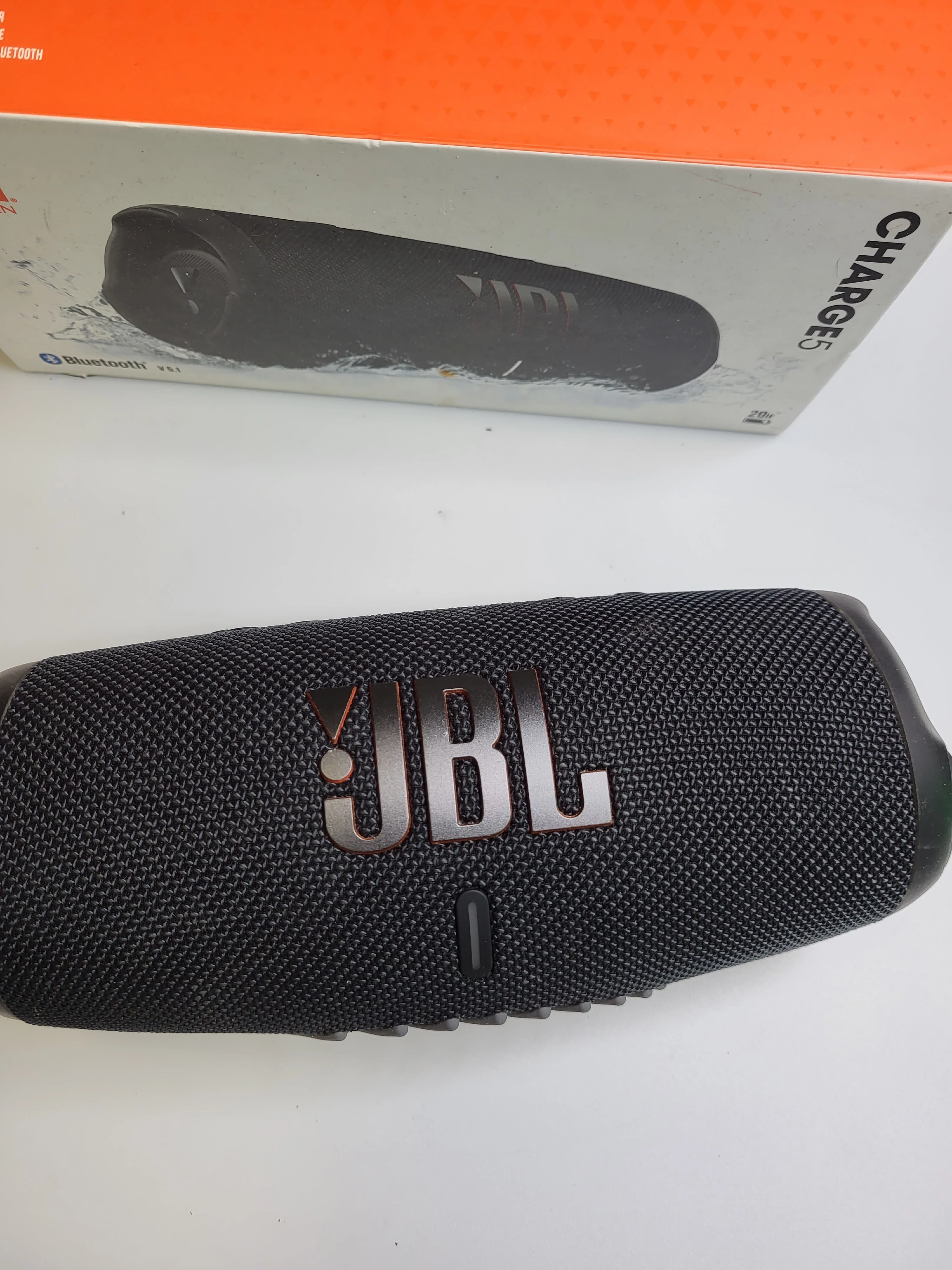 glosnik-jbl-charge-5-komplet-polecam-marka-jbl