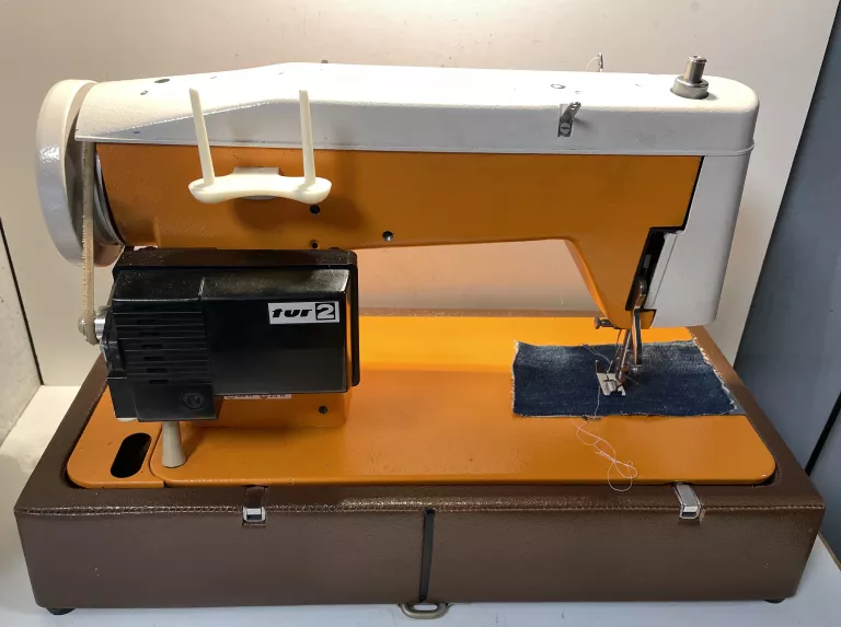 maszyna-do-szycia-lucznik-radom-466-uszkodzona-stan-uzywany