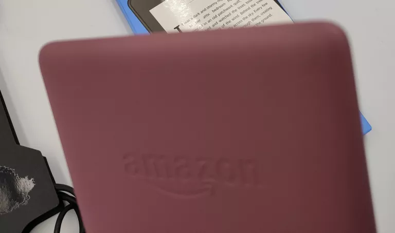 CZYTNIK KINDLE PAPERWHITE 4 FIOLETOWY 32 GB