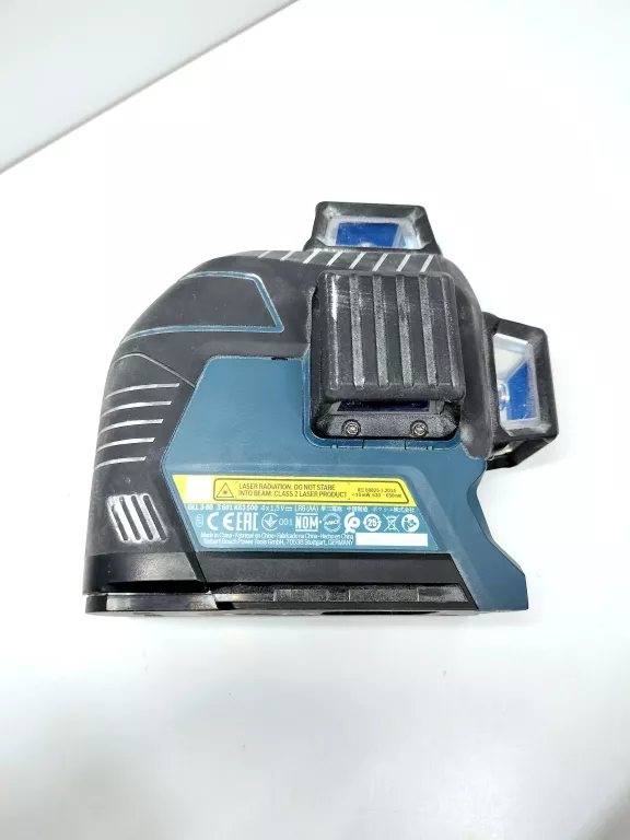 LASER KRZYŻOWY BOSCH GLL 3-80 W WALIZCE