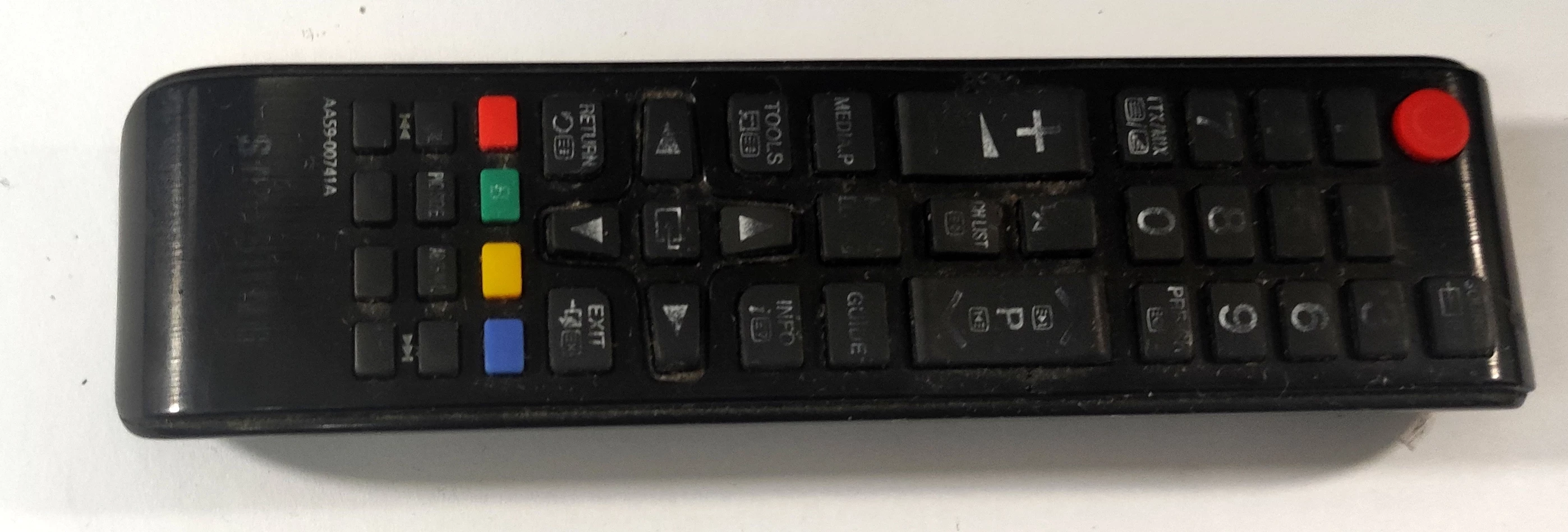 telewizor-samsung-ue32j5000aw-pilot-kod-producenta-8806086983068