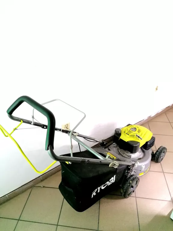 kosiarka-spalinowa-ryobi-rlm4114-140cc-ohv-starolecka-63-poznan-x