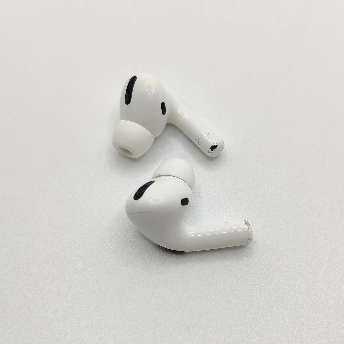 sluchawki-apple-airpods-pro-a2083-stan-uzywany