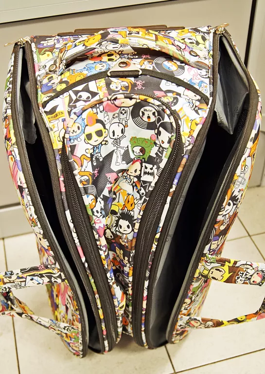 torba-podrozna-na-kolkach-laurent-l-marka-inna