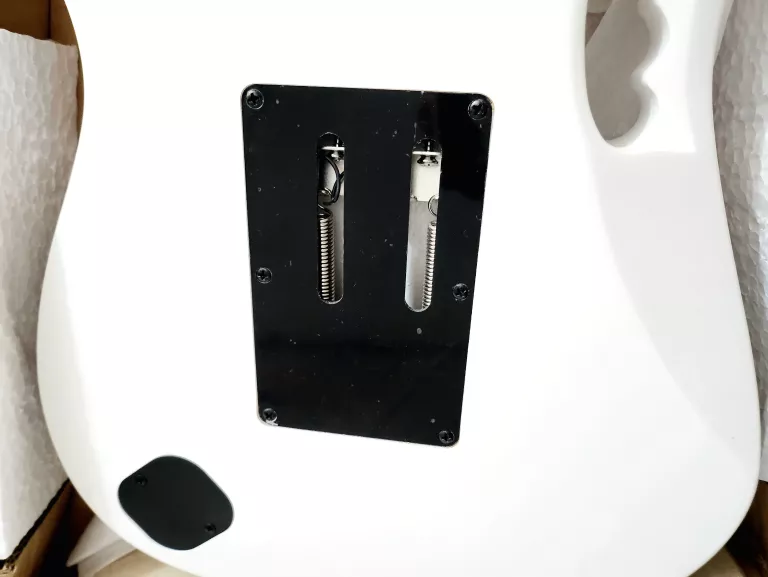 gitara-elektryczna-ibanez-jem-jr-wh-gw-130924r-liczba-strun-6-strun