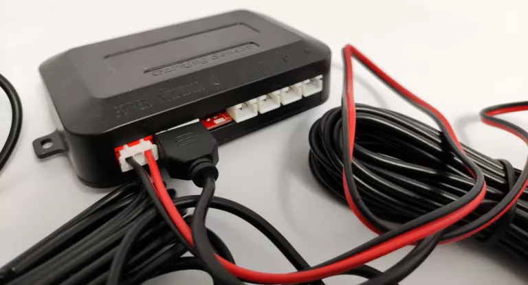 CZYJNIK PARKOWANIA CAR PARKING SENSOR DYW-K18