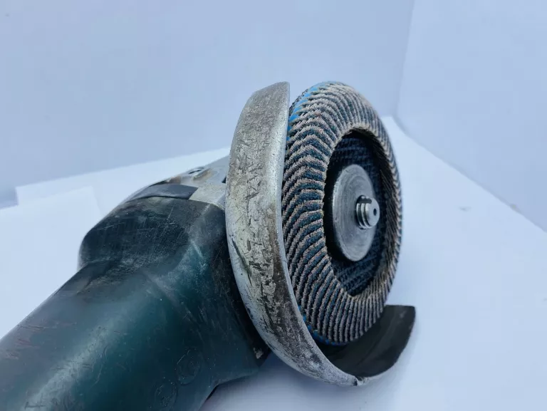 SZLIFIERKA KĄTOWA METABO 750W
