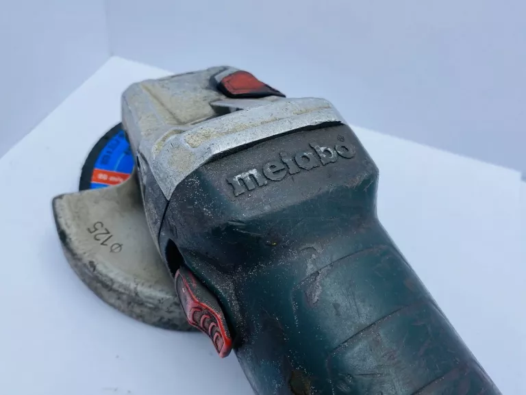 SZLIFIERKA KĄTOWA METABO 750W