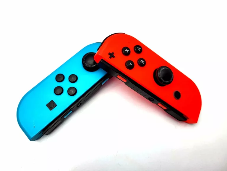konsola-nintendo-switch-gry-w-zestawie-nie