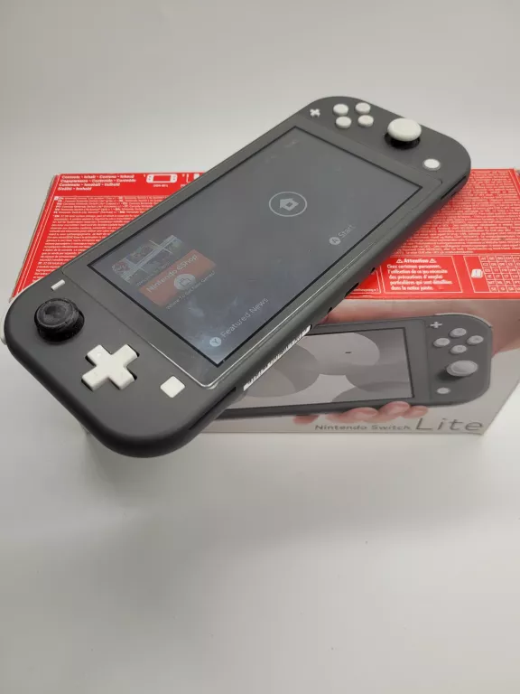 KONSOLA  NINTENDO SWITCH LITE ZESTAW