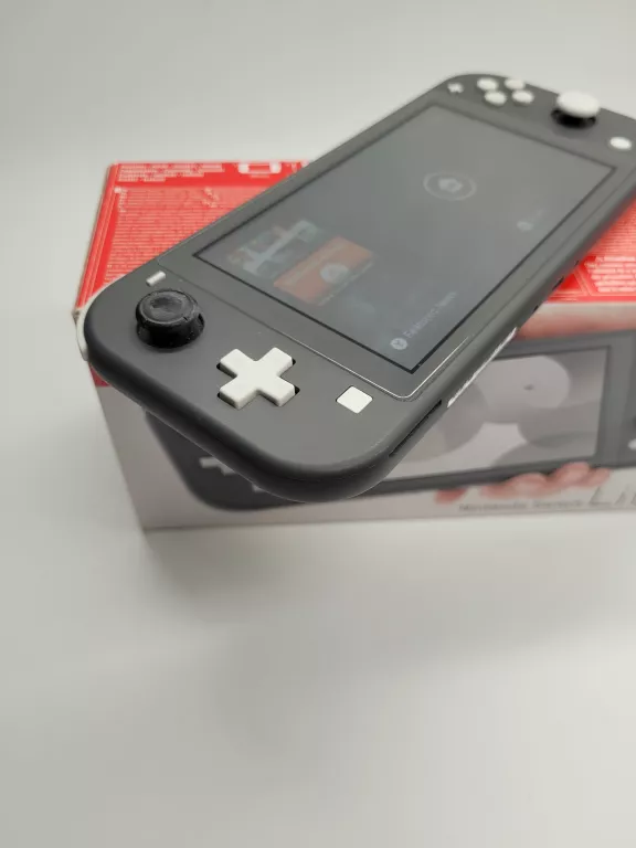 KONSOLA  NINTENDO SWITCH LITE ZESTAW