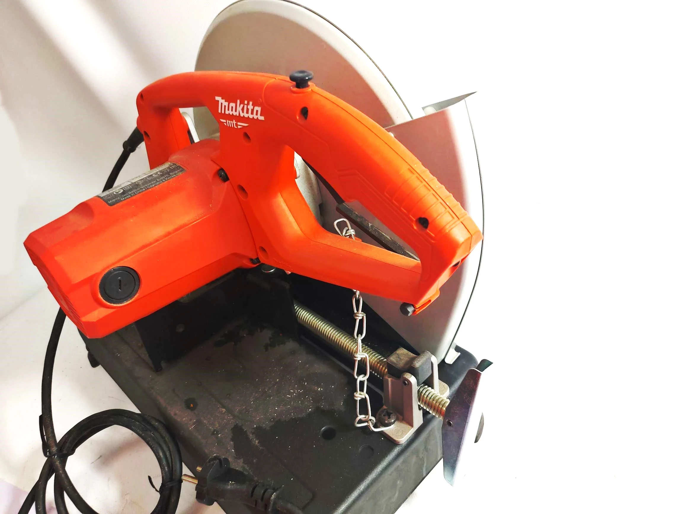 makita-mt-m2401-przecinarka-do-metalu-355mm-2000w-kod-producenta-m2401