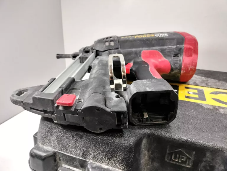 gwozdziarka-osadzak-gazowy-celo-force-one-d-zasilanie-akumulatorowe