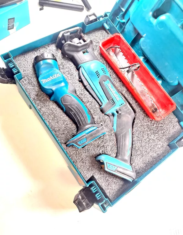 ZESTAW MAKITA PIŁA DJR183 + LATARKA MAKITA DML815