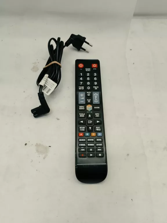 telewizor-samsung-ue40f5500aw-40-smart-tv-opis-przekatna-ekranu-cale-40