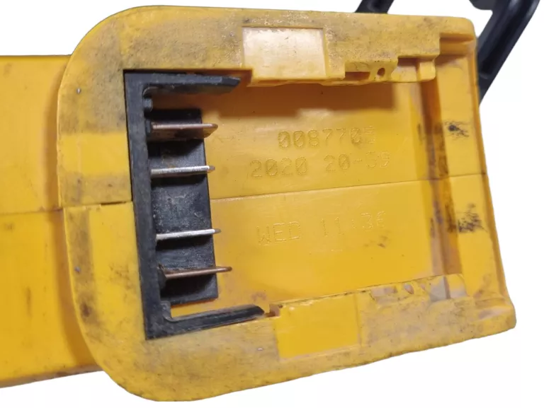 DEWALT GWOŹDZIARKA DCN692 5AH 18V AKUMULATOROWA