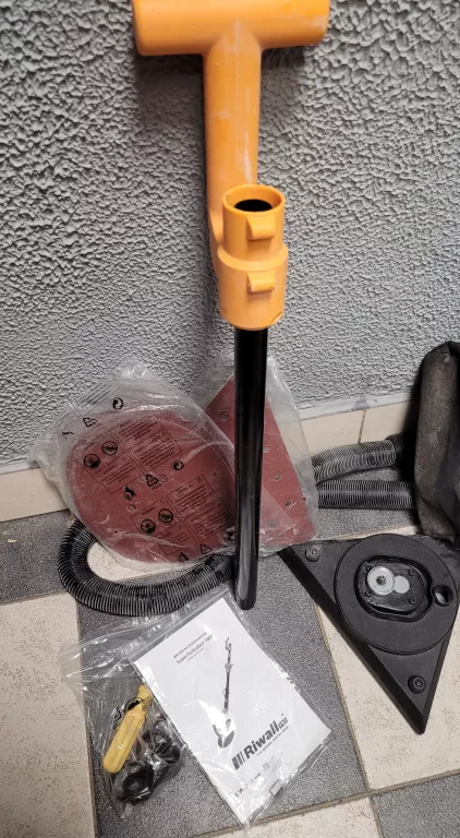 szlifierka-do-gipsu-zyrafa-riwall-akcesoria-stan-uzywany