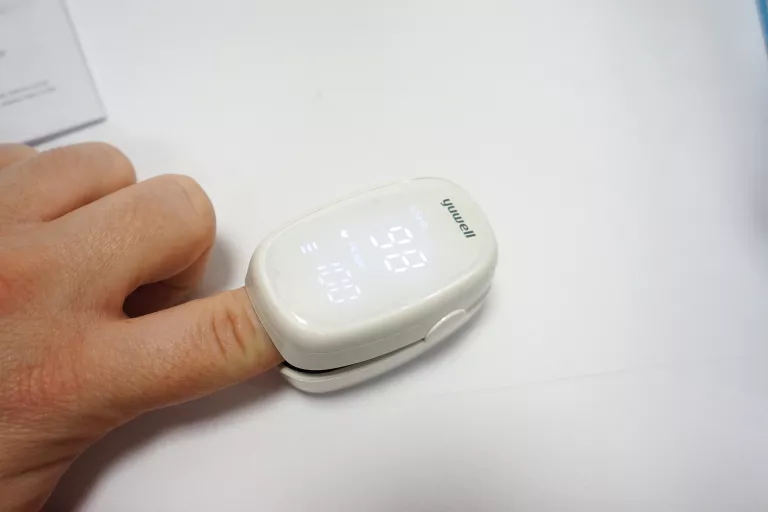 PULSOKSYMETR YUWELL YX102