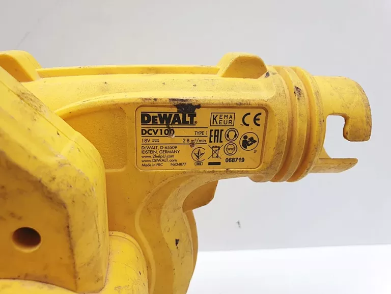 DEWALT DCV100 KOMPAKTOWA AKUM. DMUCHAWA