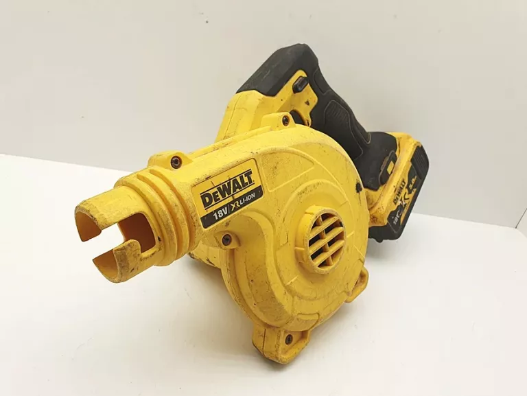 DEWALT DCV100 KOMPAKTOWA AKUM. DMUCHAWA