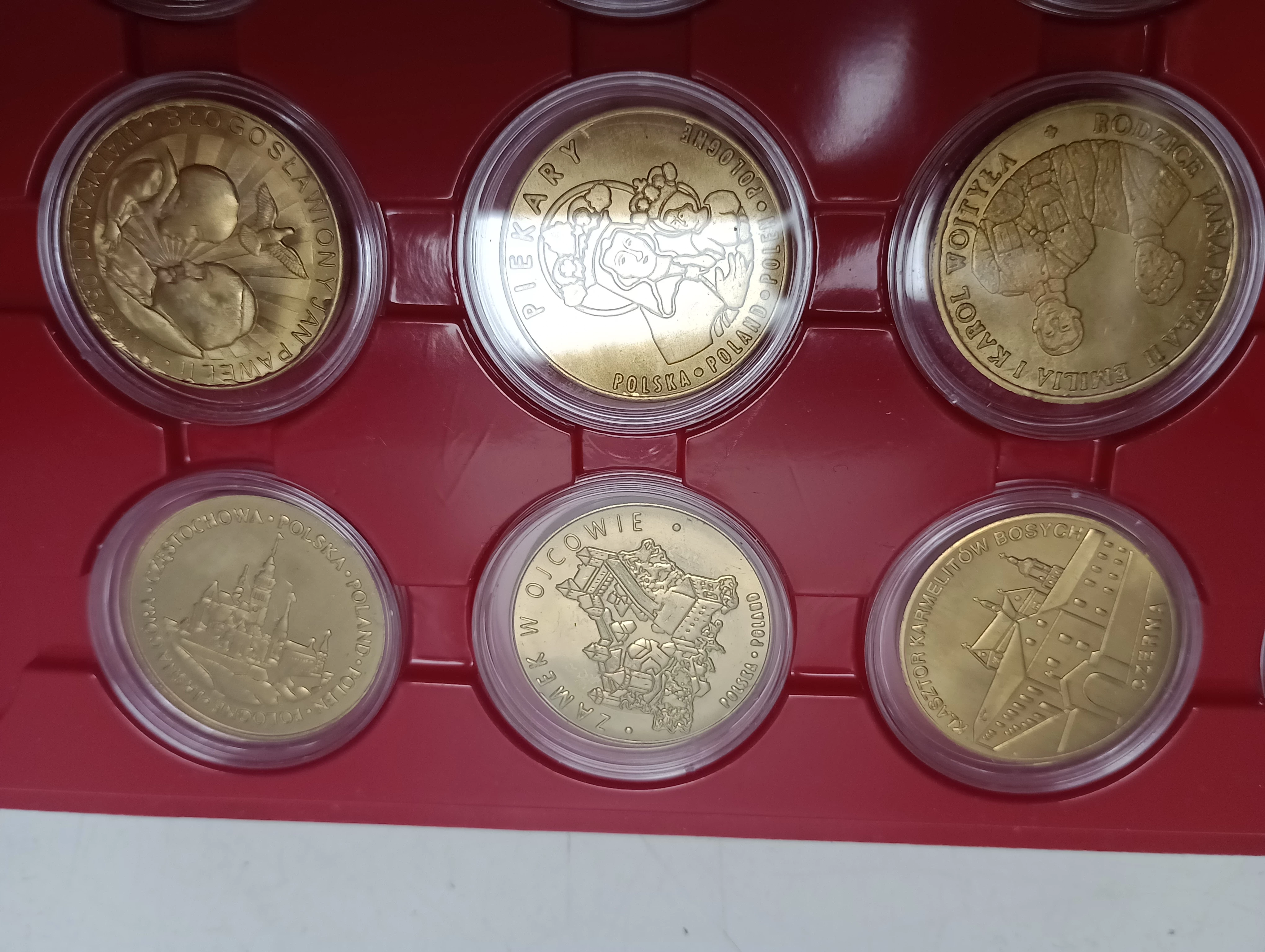 zestaw-25-medali-mennica-pietka-osiedle-teatralne-3u15-krakow