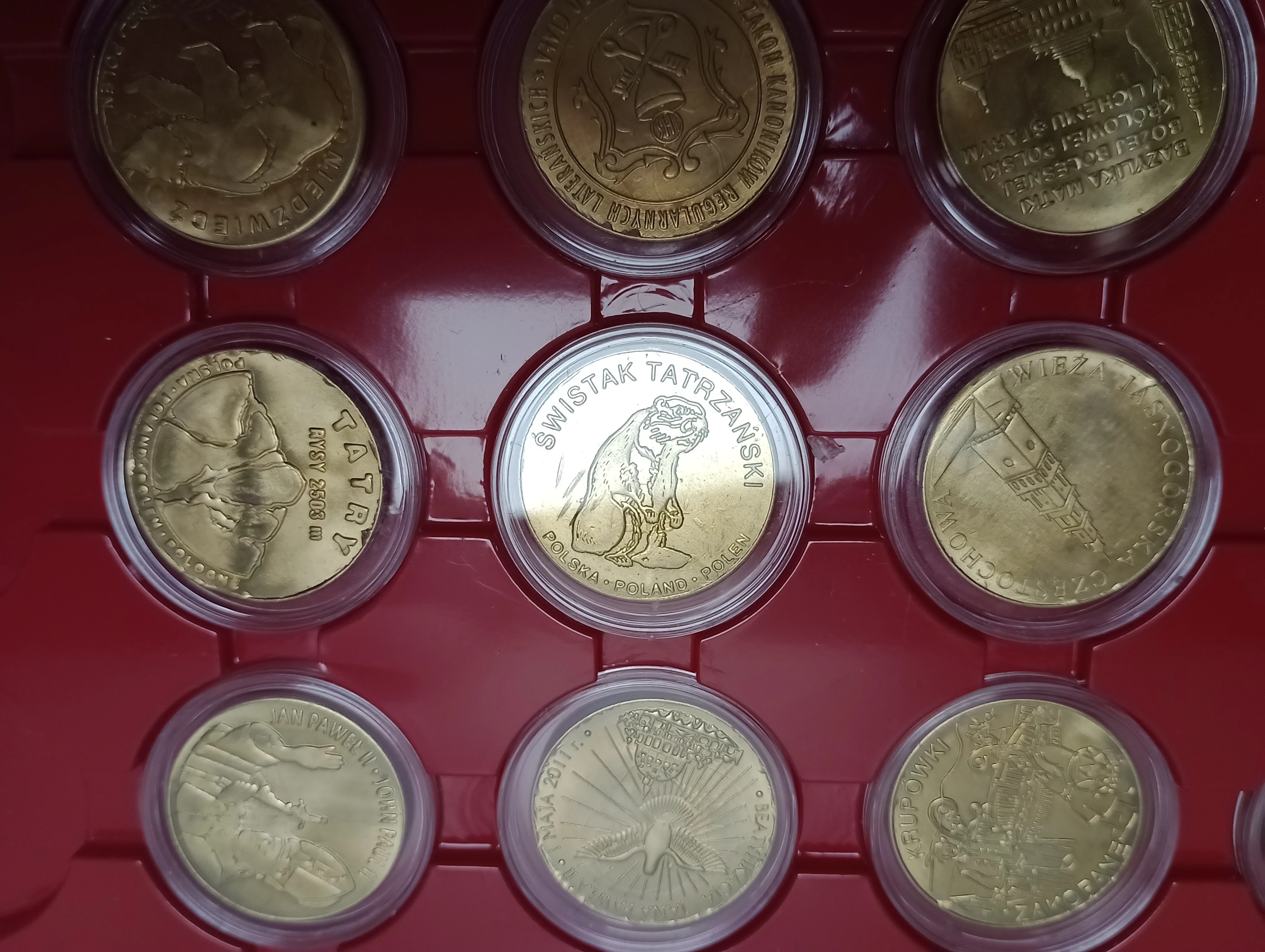 zestaw-25-medali-mennica-pietka-osiedle-teatralne-3u15-krakow