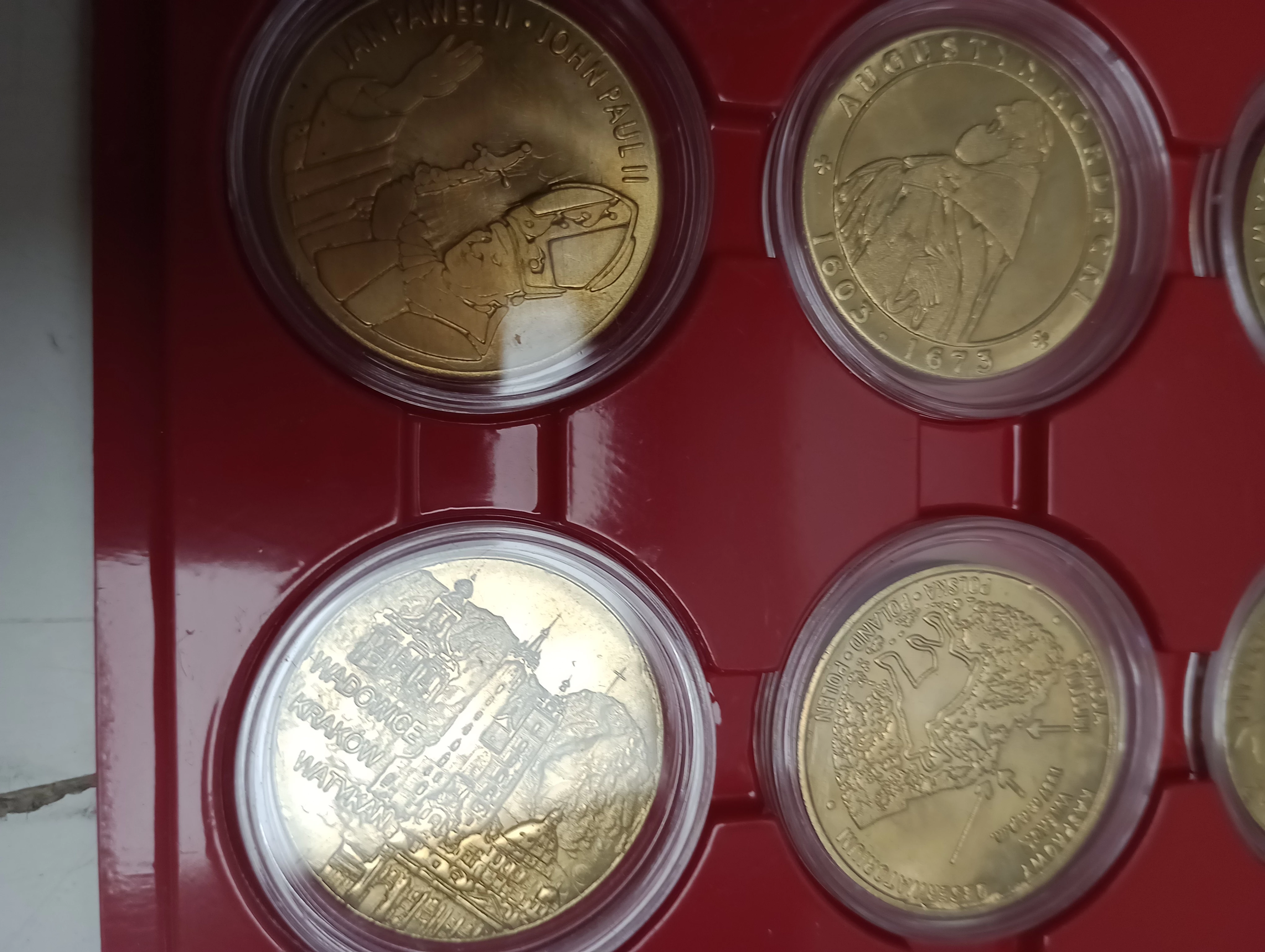 zestaw-25-medali-mennica-pietka-osiedle-teatralne-3u15-krakow