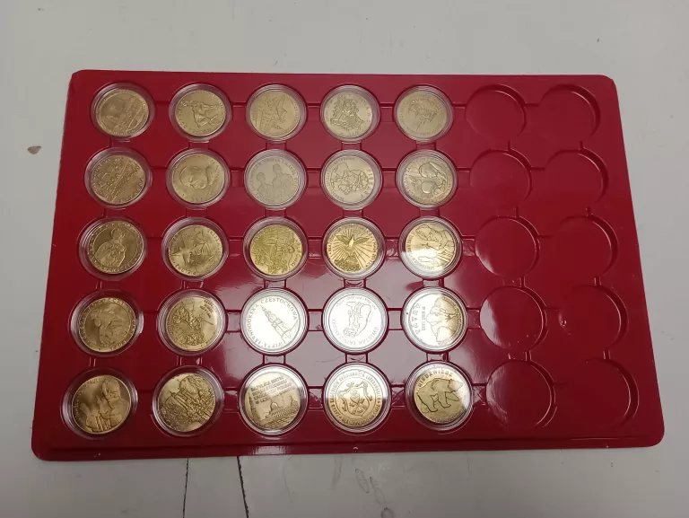 zestaw-25-medali-mennica-pietka-osiedle-teatralne-3u15-krakow