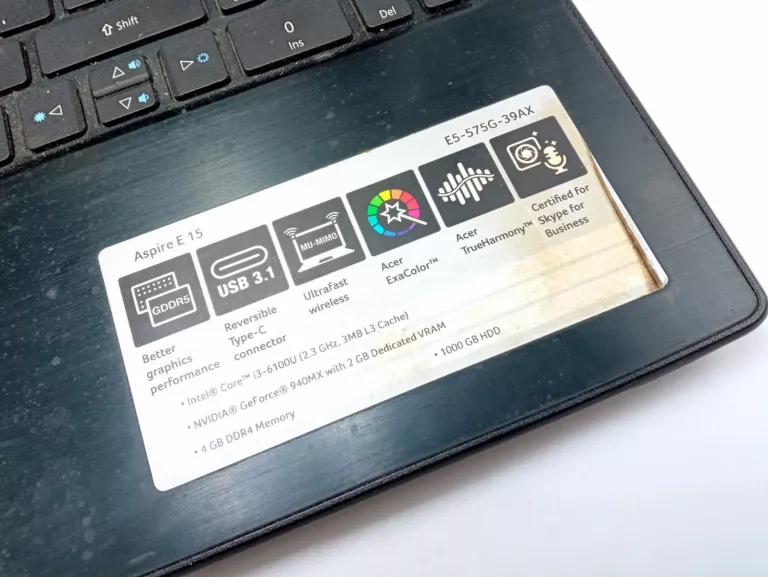 LAPTOP ACER ASPIRE E5-575G + ZAS