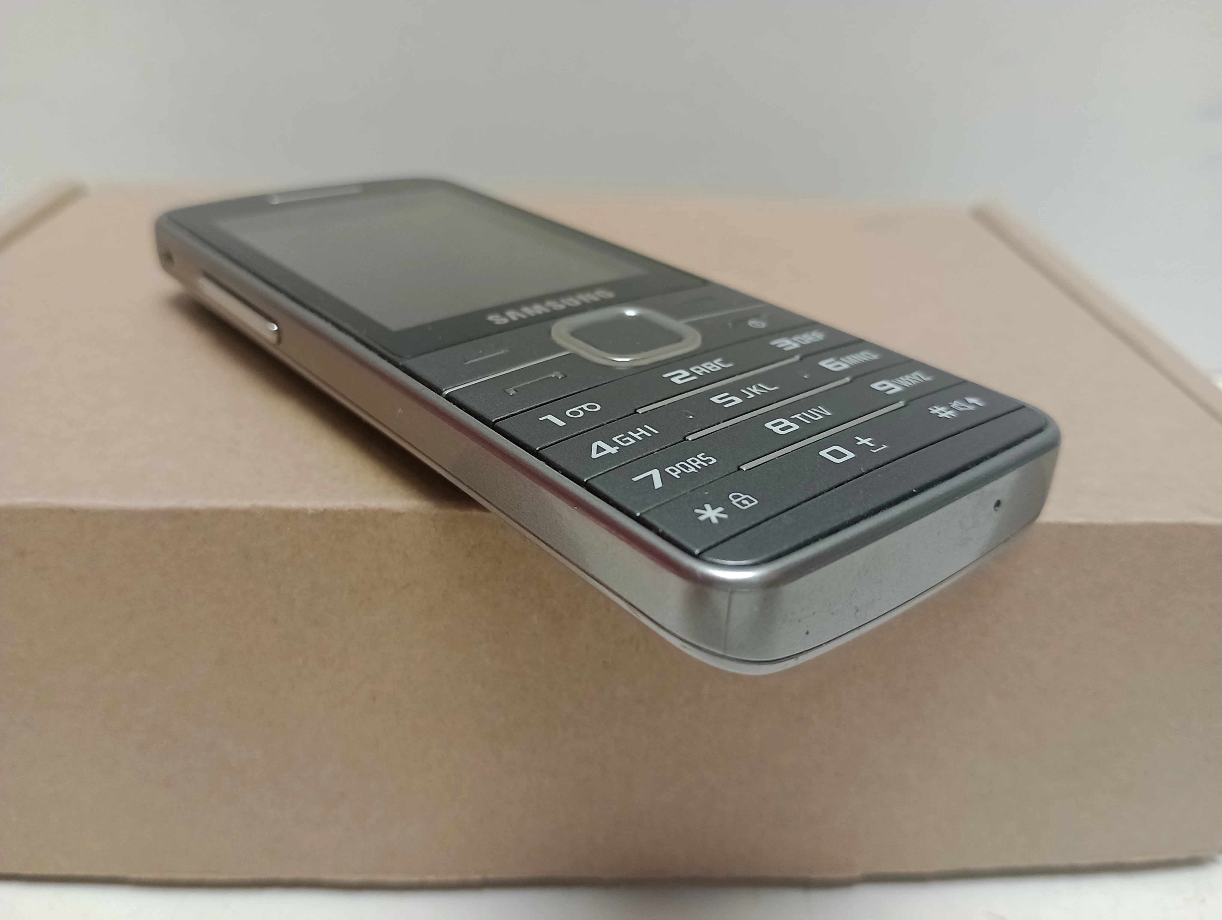 telefon-samsung-gt-s5611-simlock-orange-typ-telefon-komorkowy