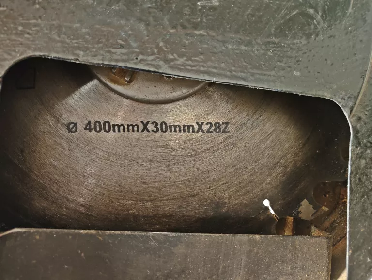 pila-tarczowa-stolowa-krajzega-do-drewna-selecta-vedkap-ls400-15kw-srednica-otworu-pily-30