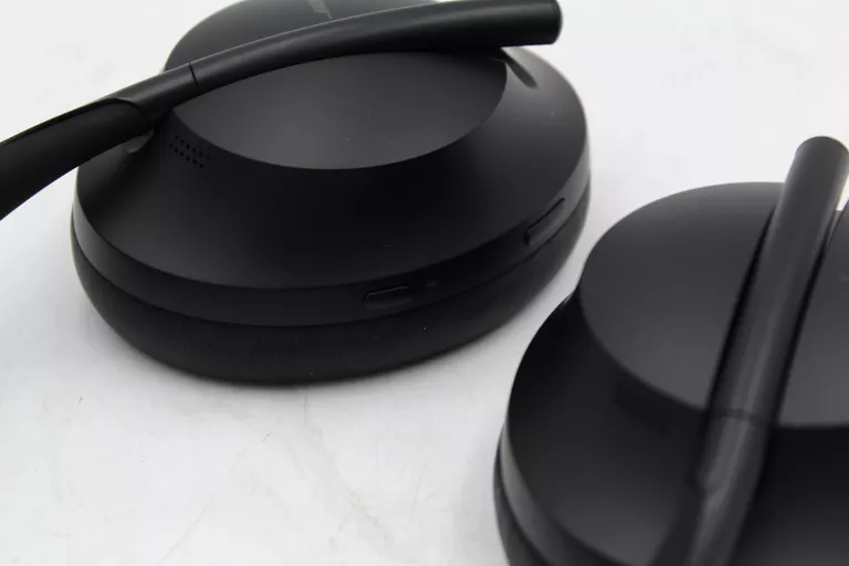 SŁUCHAWKI BOSE NOISE CANCELLING HEADPHONES 700