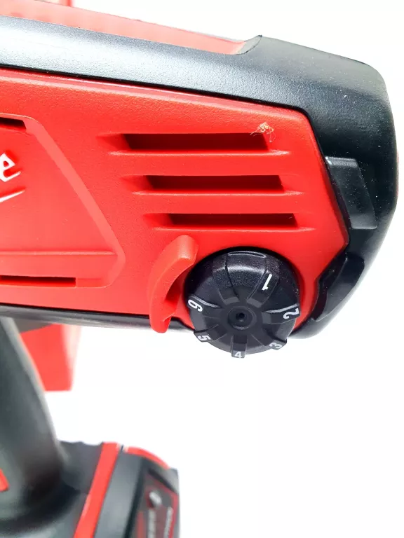 MILWAUKEE C18 PCG + AKU 5.0AH PISTOLET DO KLEJU