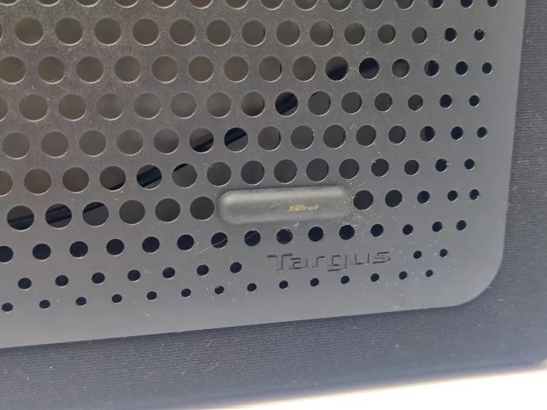 podstawka-chlodzaca-laptop-17-targus-awe55eu-stan-11323-2