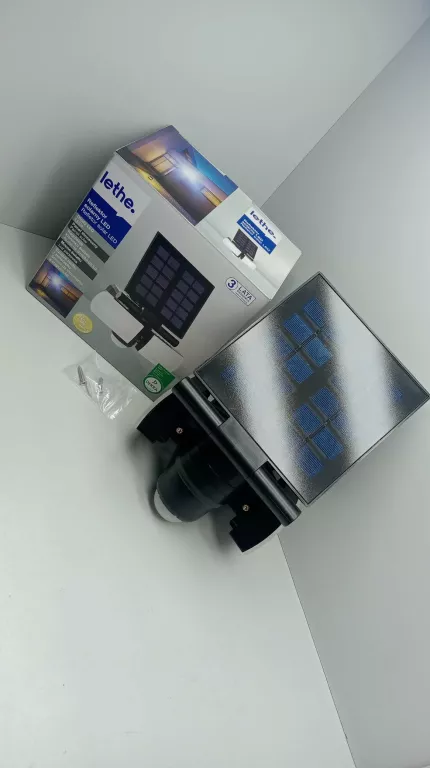 lethe-reflektor-solarny-led-z-czujnikiem-ruchu-3-maja-9-lipno
