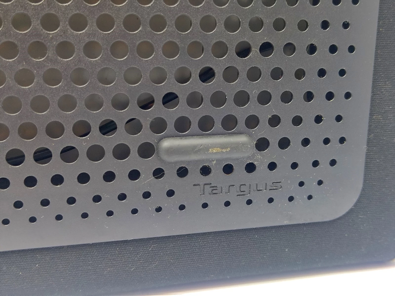 podstawka-chlodzaca-laptop-17-targus-awe55eu-stan-11323-2