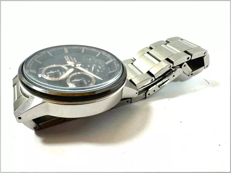 zegarek-seiko-8t67-00g0-funkcje-datownik