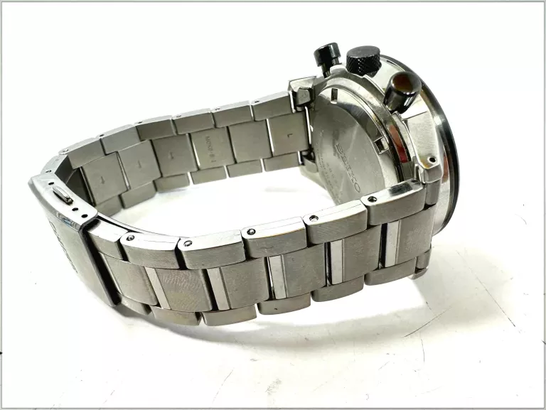 zegarek-seiko-8t67-00g0-ksztalt-koperty-okragla