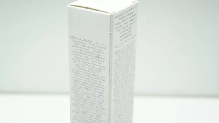 WODA PERFUMOWANA AVON PUR BLANCA 50ML