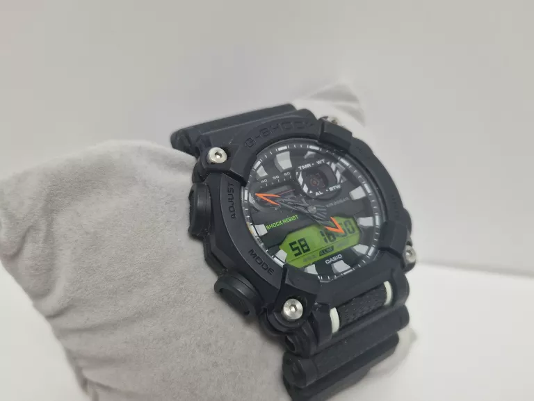 ZEGAREK CASIO G-SHOCK GA-900E