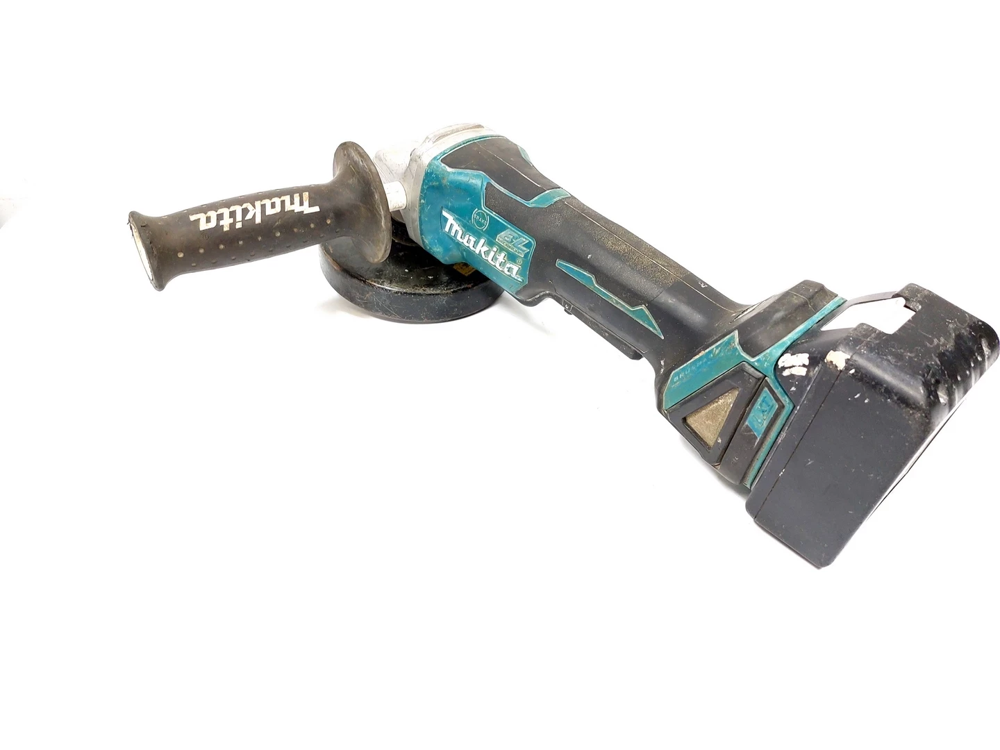 szlifierka-katowa-makita-dga508-uszkodzona-marka-makita