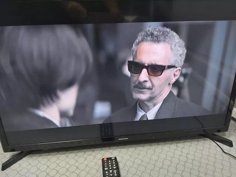 telewizor-samsung-ue32j4000aw-pilot-okazja-stan-uzywany