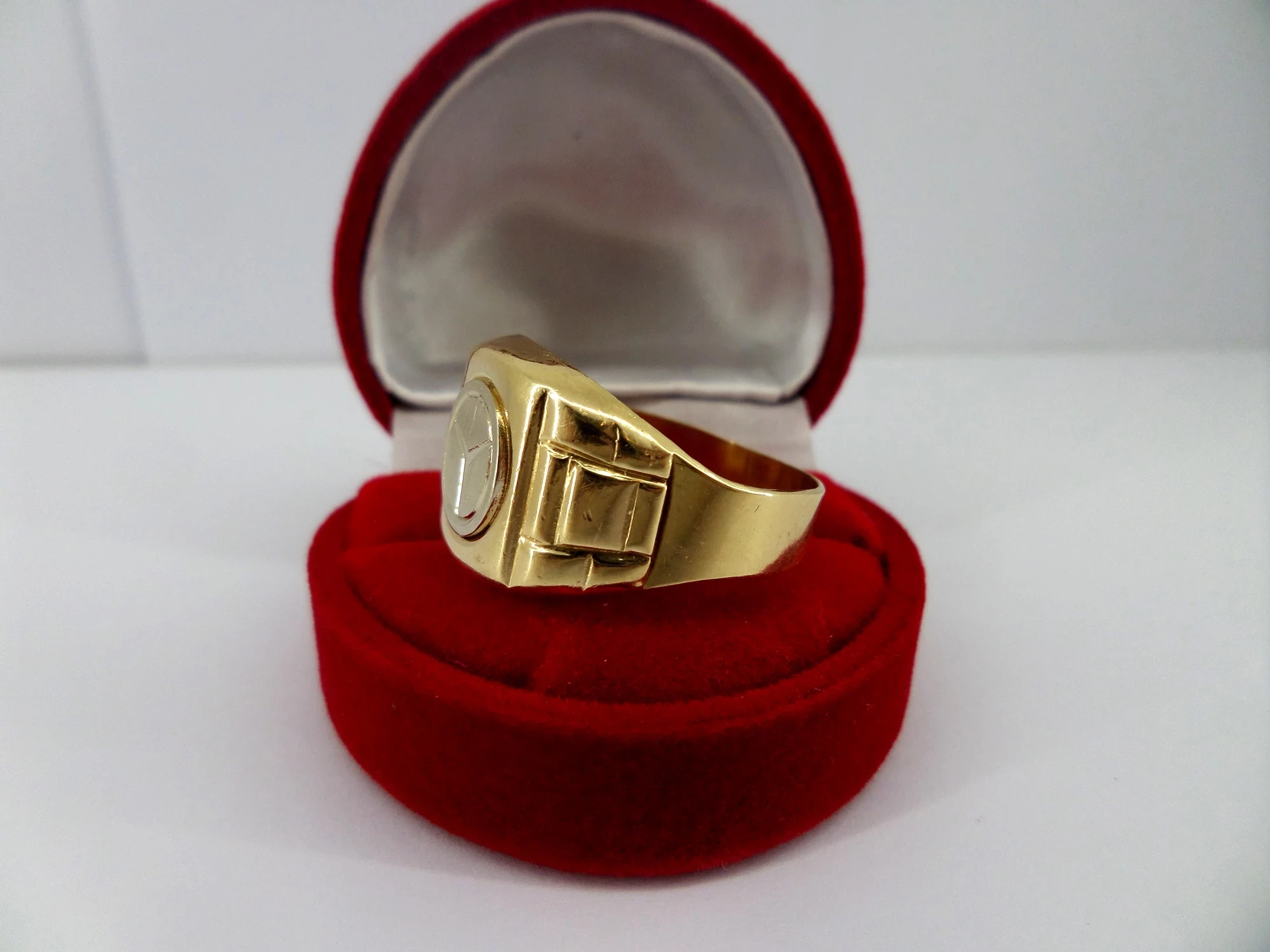 zloty-sygnet-mercedes-p585-745-g-stan-uzywany