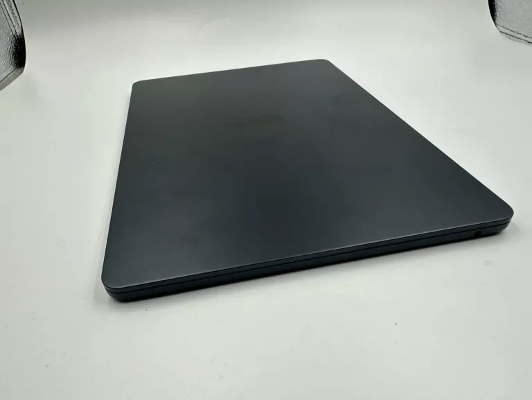 MACBOOK AIR A2681 KOMPLET ILOŚĆ CYKLI:5