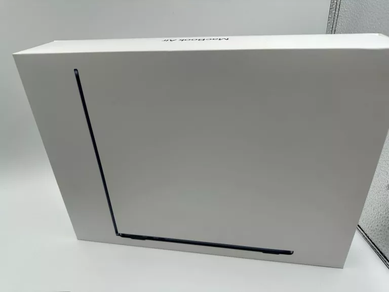 MACBOOK AIR A2681 KOMPLET ILOŚĆ CYKLI:5