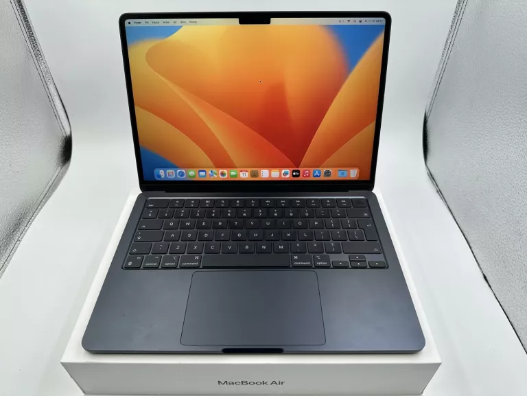 MACBOOK AIR A2681 KOMPLET ILOŚĆ CYKLI:5