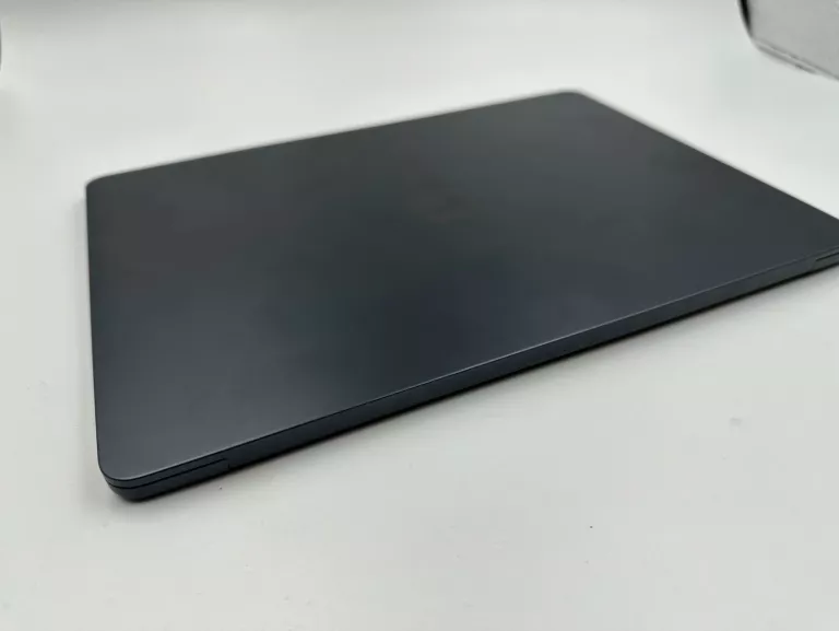 MACBOOK AIR A2681 KOMPLET ILOŚĆ CYKLI:5
