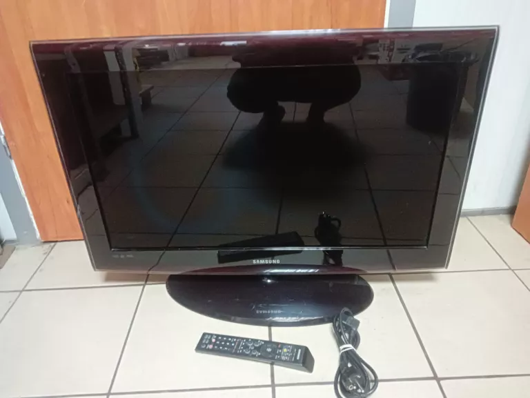 TELEWIZOR SAMSUNG LE32A656A1F + PILOT