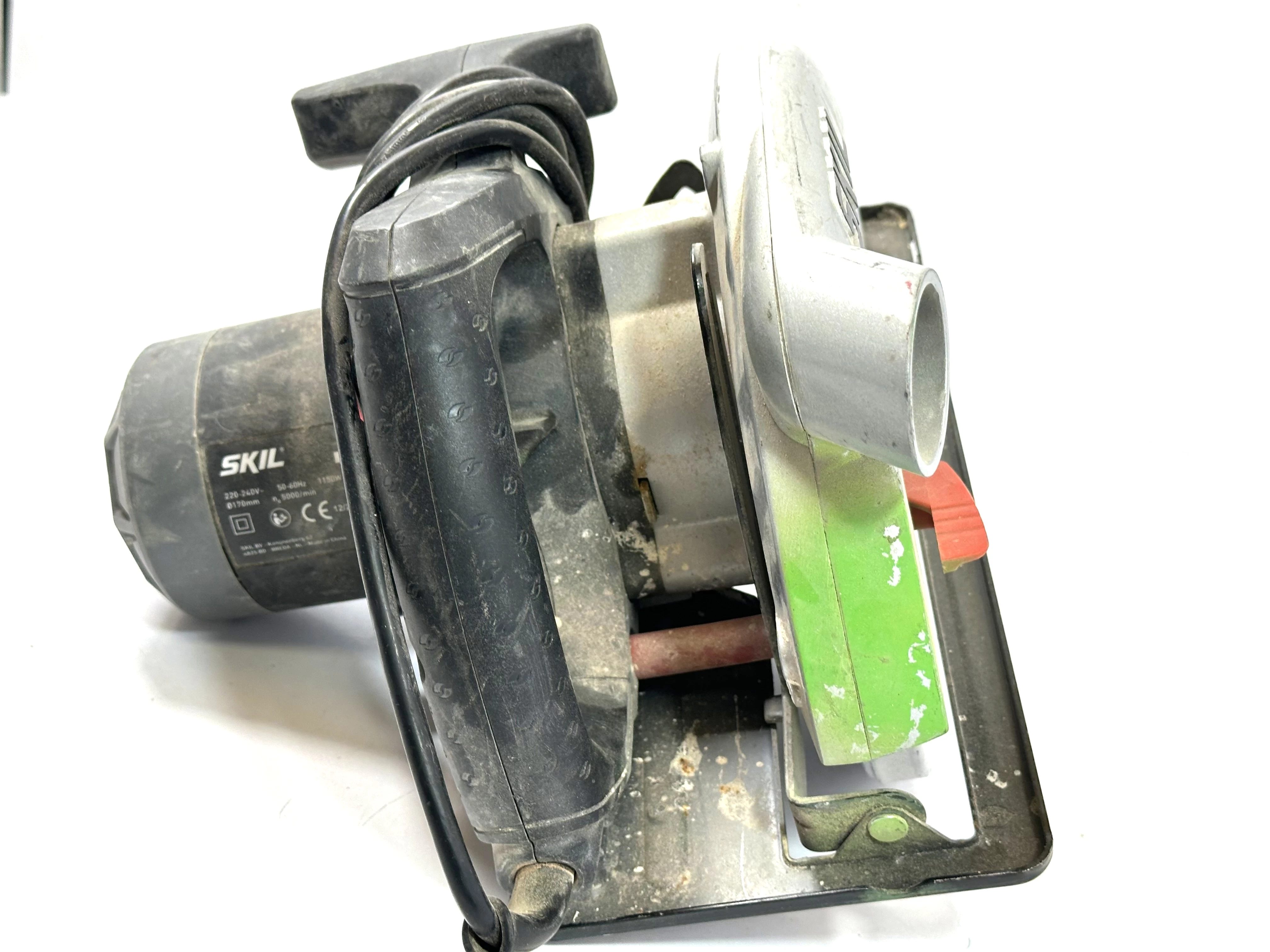 pilarka-tarczowa-55mm-1150w-5255-skil-srednica-otworu-pily-16